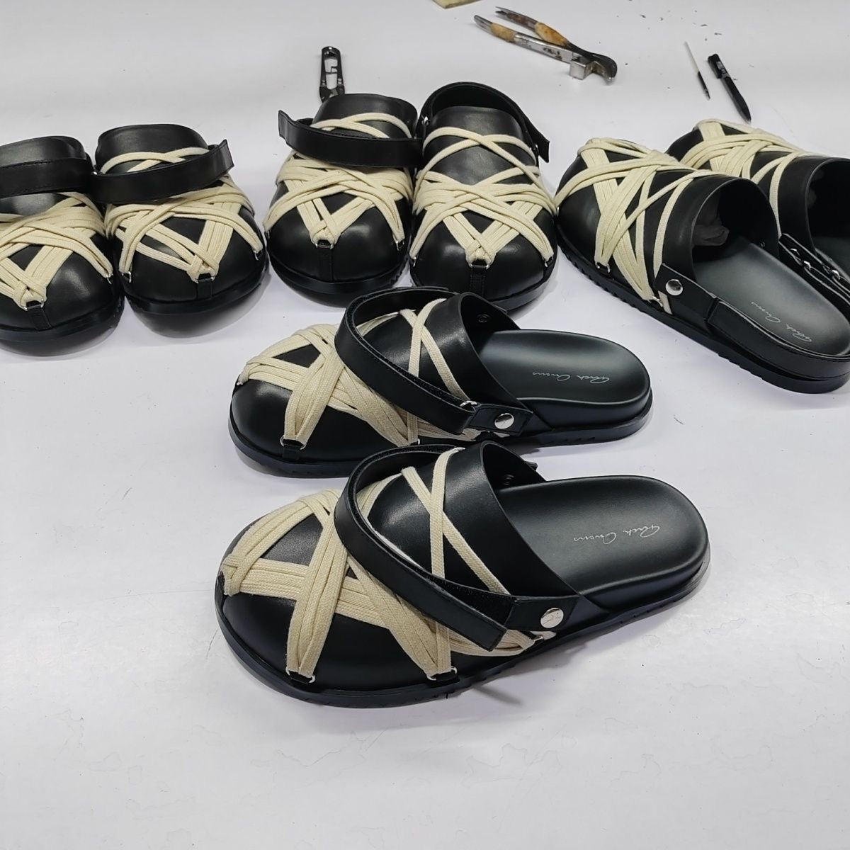 RO Crazy Lace-Up Head-Wrapping Slippers