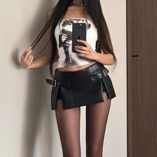 New hot leather mini skirt