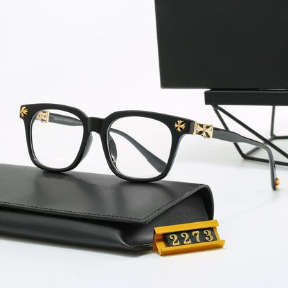 Iconic CH sunglasses