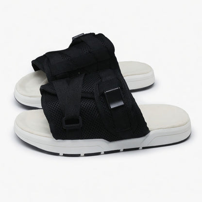 Edison Chen's summer slippers