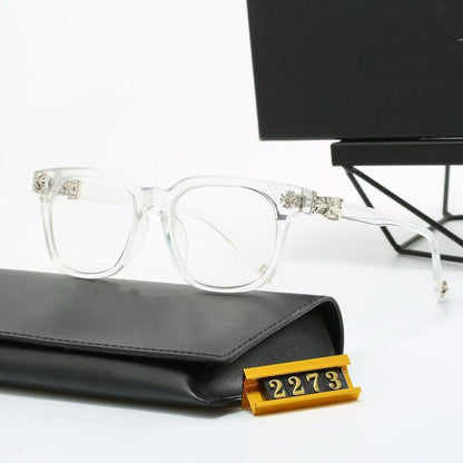 Iconic CH sunglasses