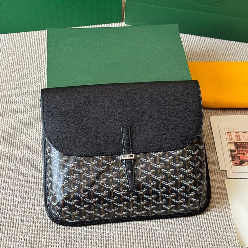 One-shoulder fashion unisex style