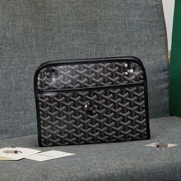 Minimalist clutch bag
