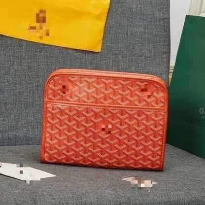 Minimalist clutch bag