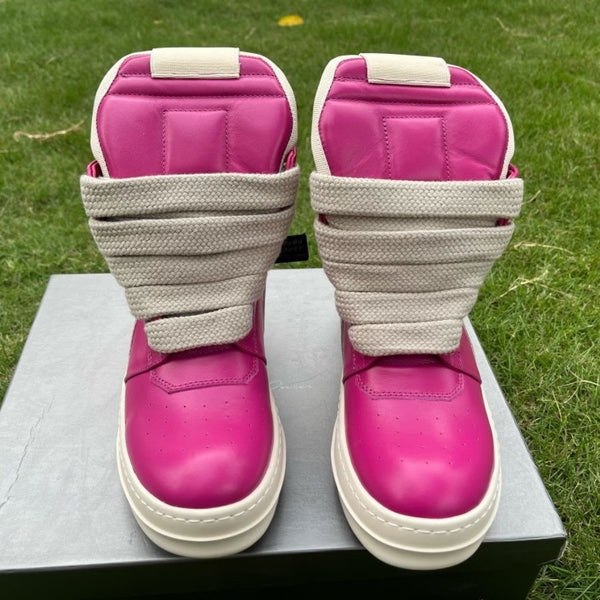 RO High top Jumbo lace sneaker