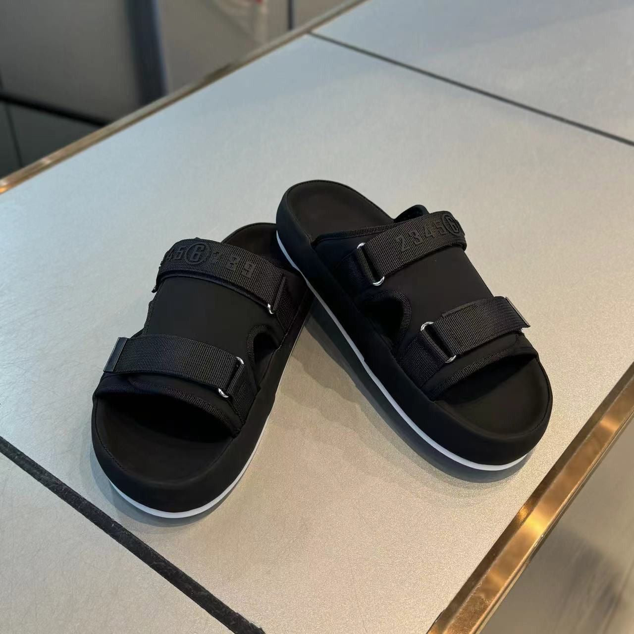 MG Black beach slippers