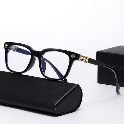Iconic CH sunglasses