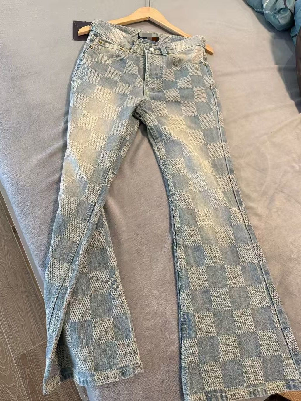 LV-American high-street retro checkered flared jeans,