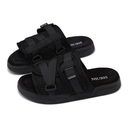 Edison Chen's summer slippers