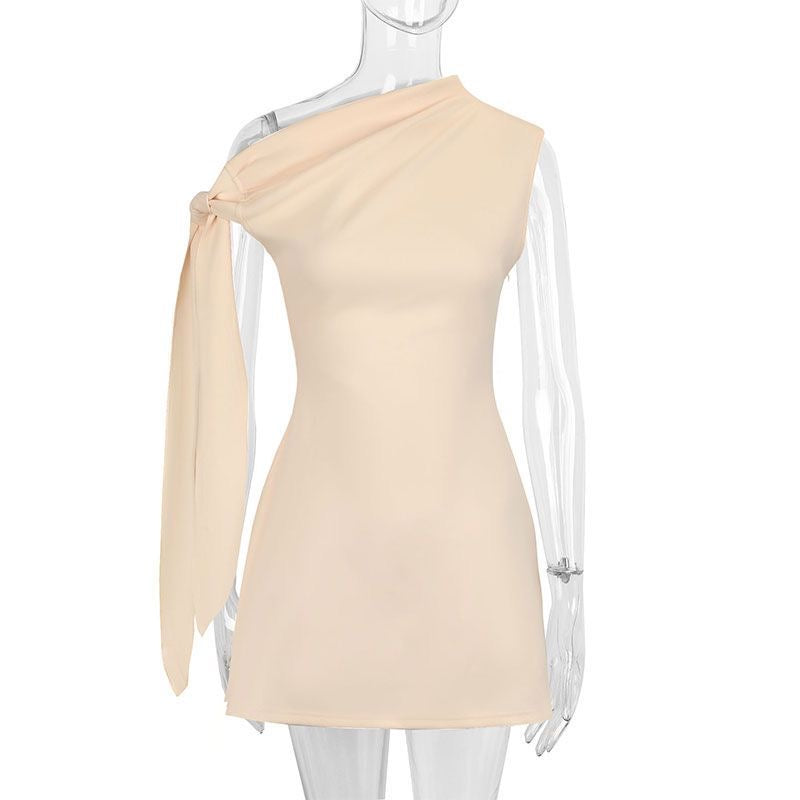 Elegant sleeveless short dress