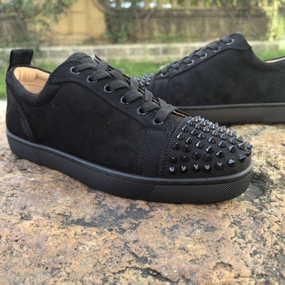Christian L Low top sneaker